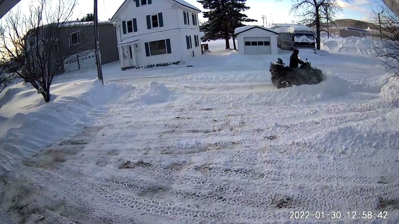 Can Am Outlander 850 Max XT Plowing Snow