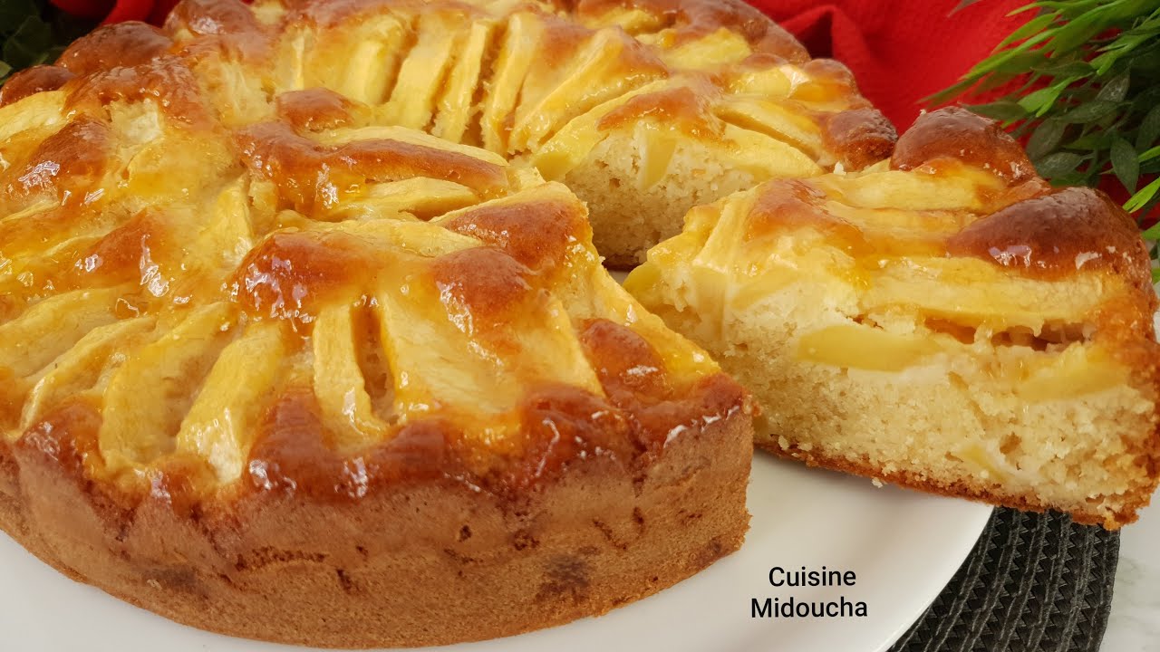 كيكة التفاح والياغورت / Gâteau aux pommes et au yaourt
