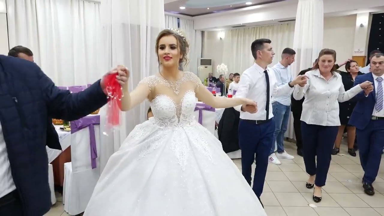 Dasma e Lorencit & Esma  Vallja e krushqve