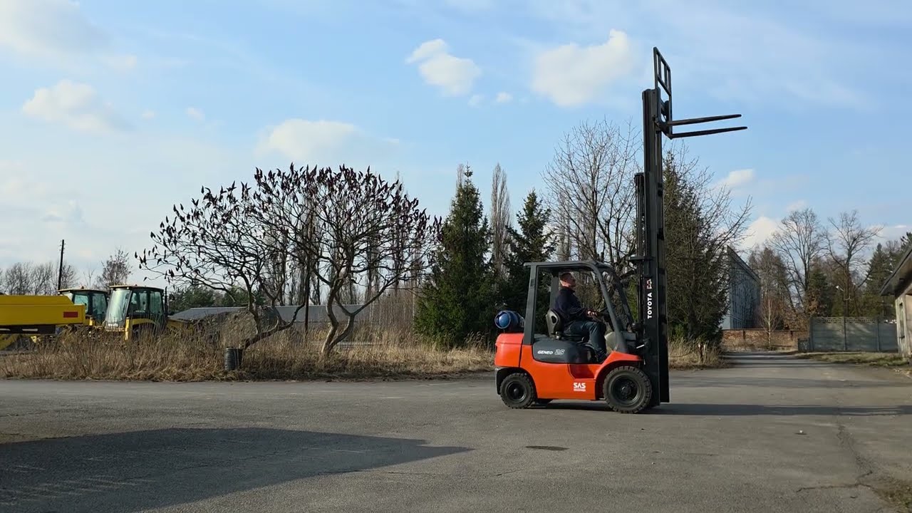 FORKLIFTEC - Toyota -7FGF25 Triplex FSV4700