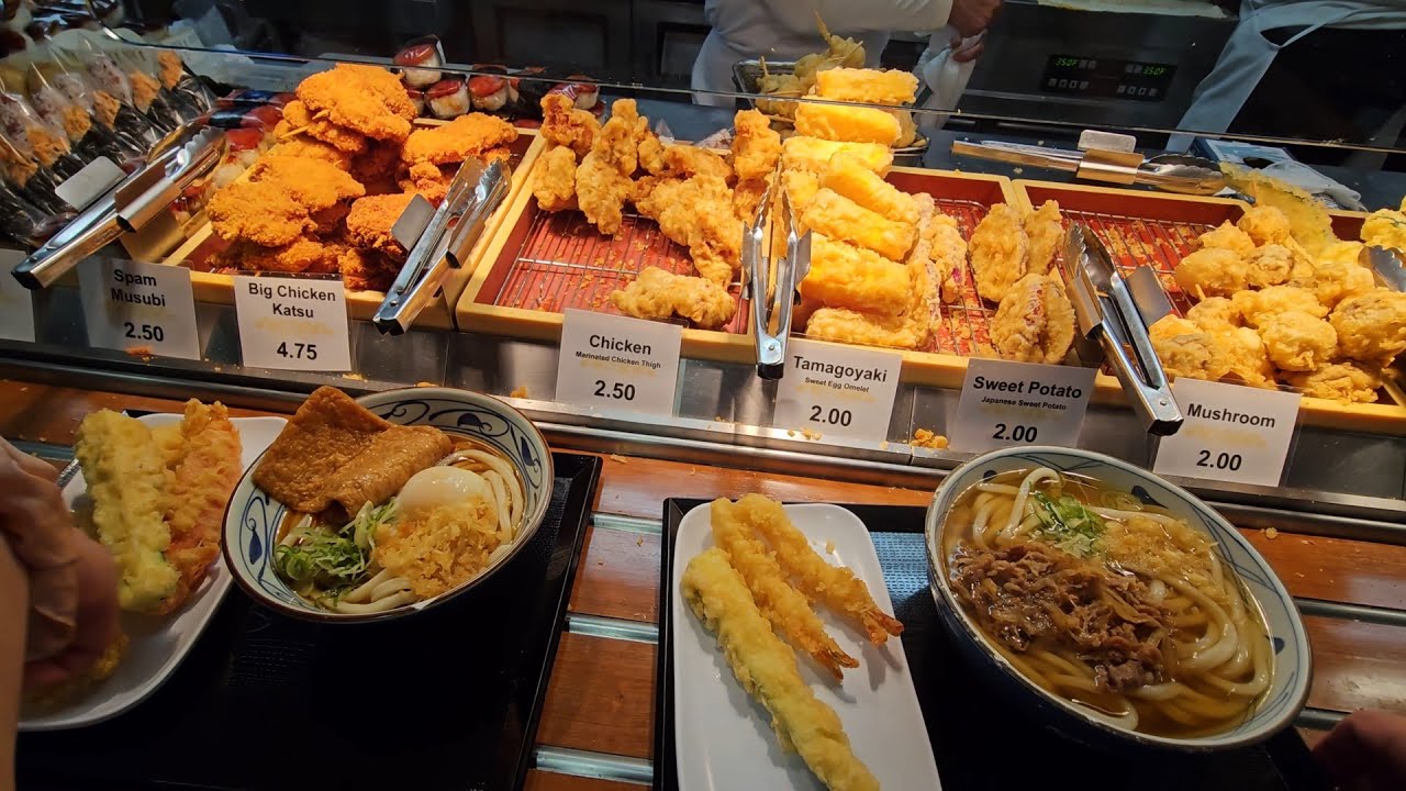 Honolulu Airport heading to Waikiki and checking out Marugame Udon & Matcha Maiko