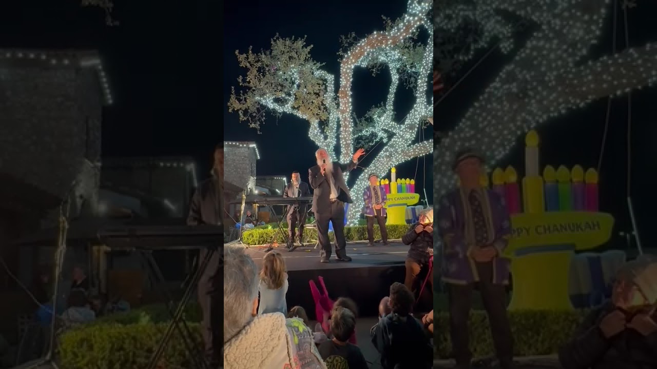 Rabbi Moishe Bryski Speaks At A Public Menorah Lighting Ceremony