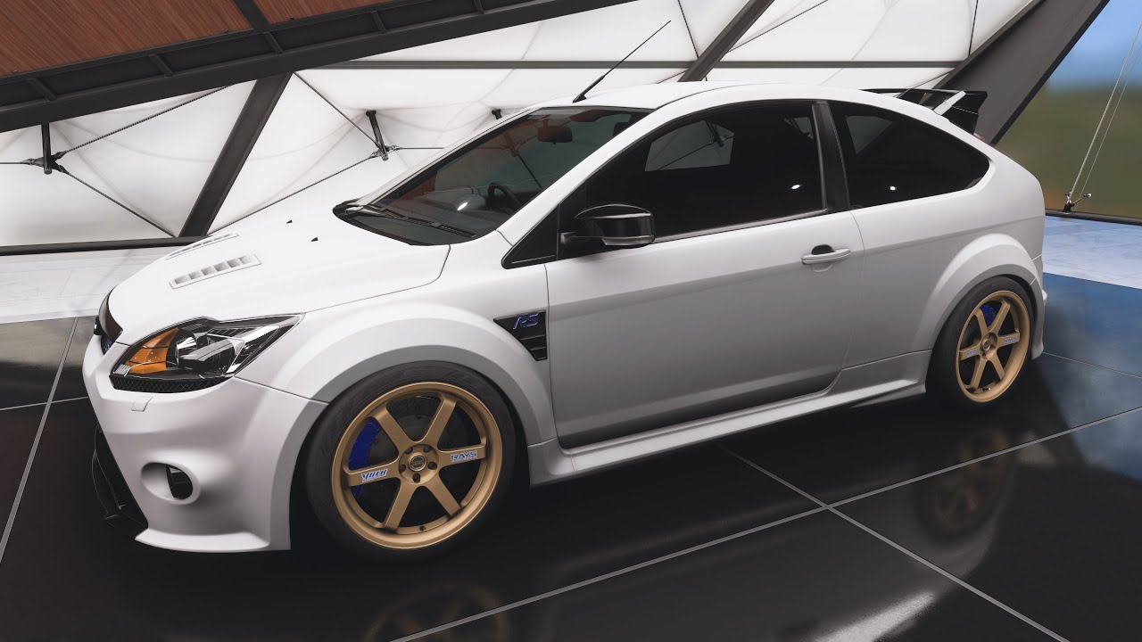 Forza Horizon 5 - 2009 Ford Focus RS - Customize and Drive