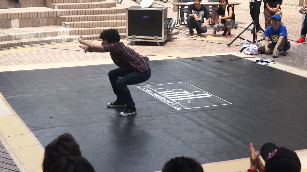 BBOY ATSUKI MC move ザザ前 breakin
