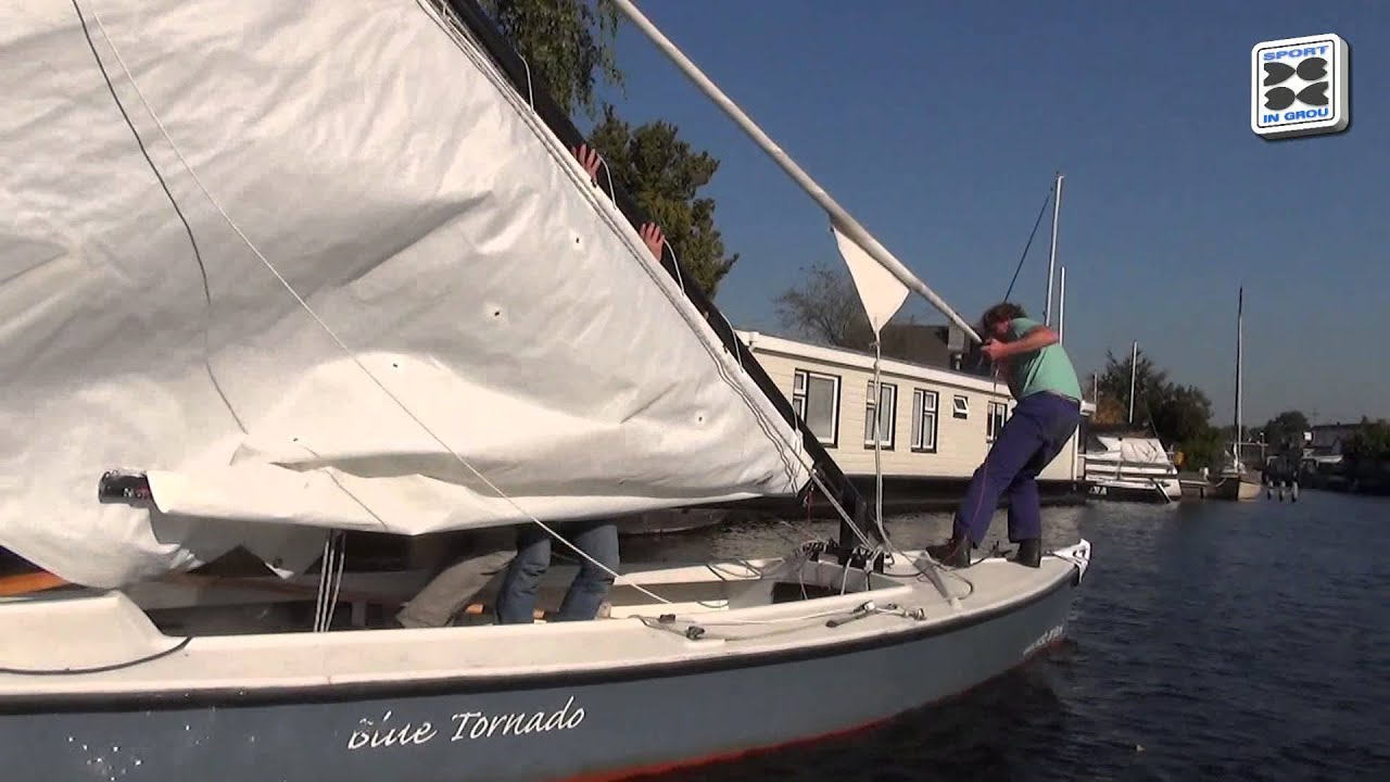 GZM TV (c) 2015: genieten in het smalle water in Akkrum (2)