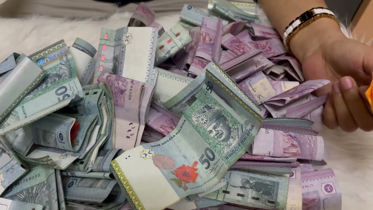 💸 &ldquo;Menabung Duit Kertas Selama Setahun &mdash; Tengok Berapa Saya Dapat!&rdquo;