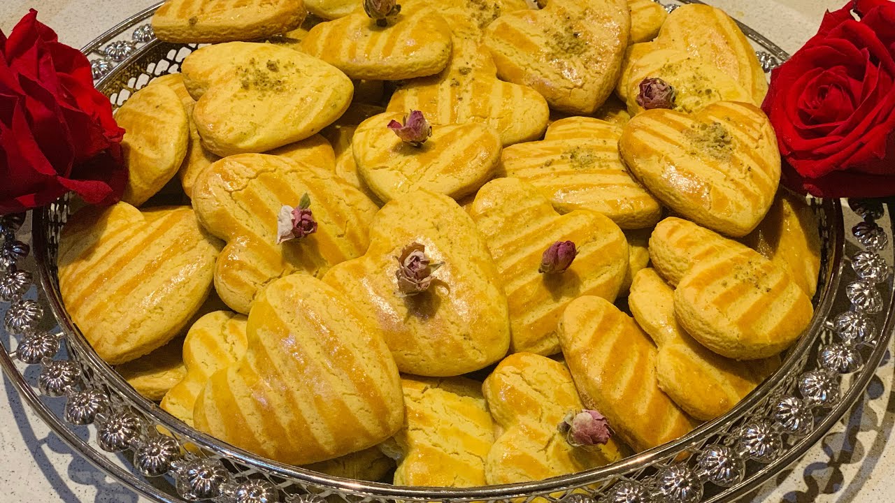 Kulcha Jawari Eid Afghan corn cookies Kolche   كلچه جوارى طرز تهيه كلچه جوارى بشكل قلب ❤️