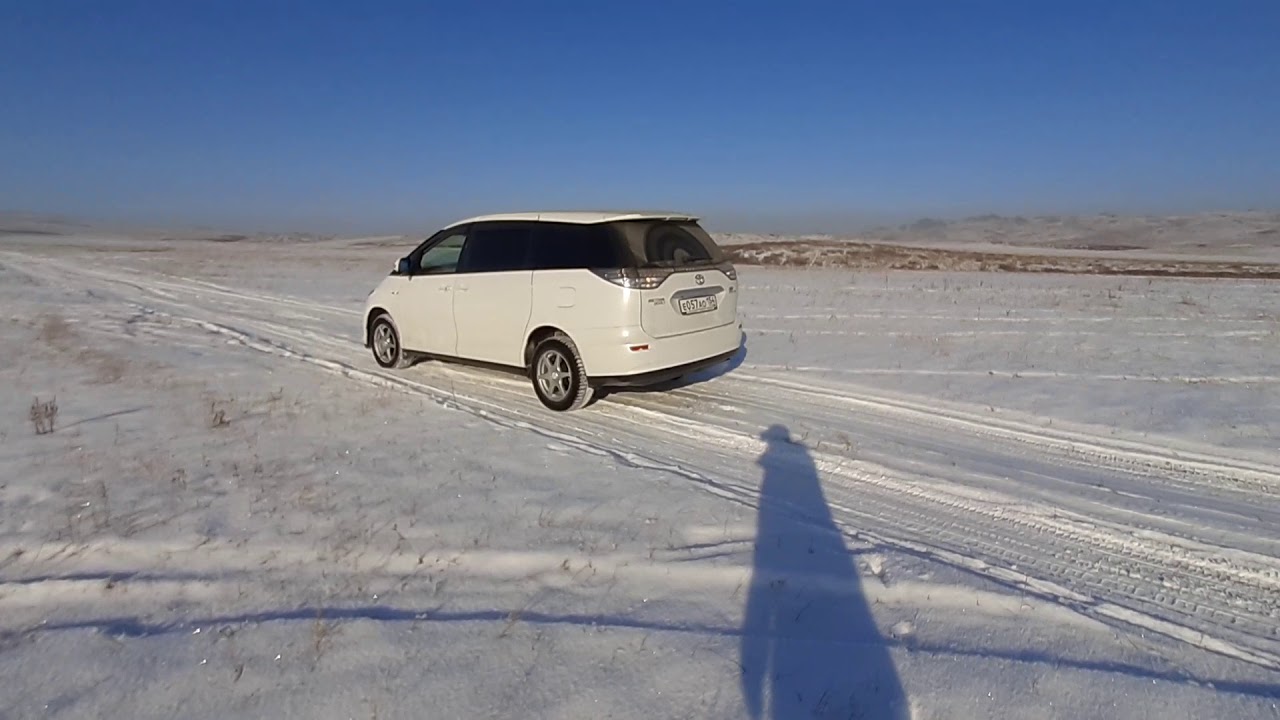 Toyota estima hybrid 4wd
