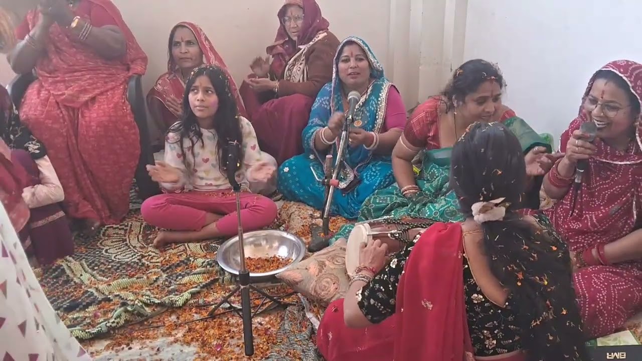 धमाकेदार भजन है🫢 #hindudeity 🤭आप सब#song  लोग सुन प्यार से
