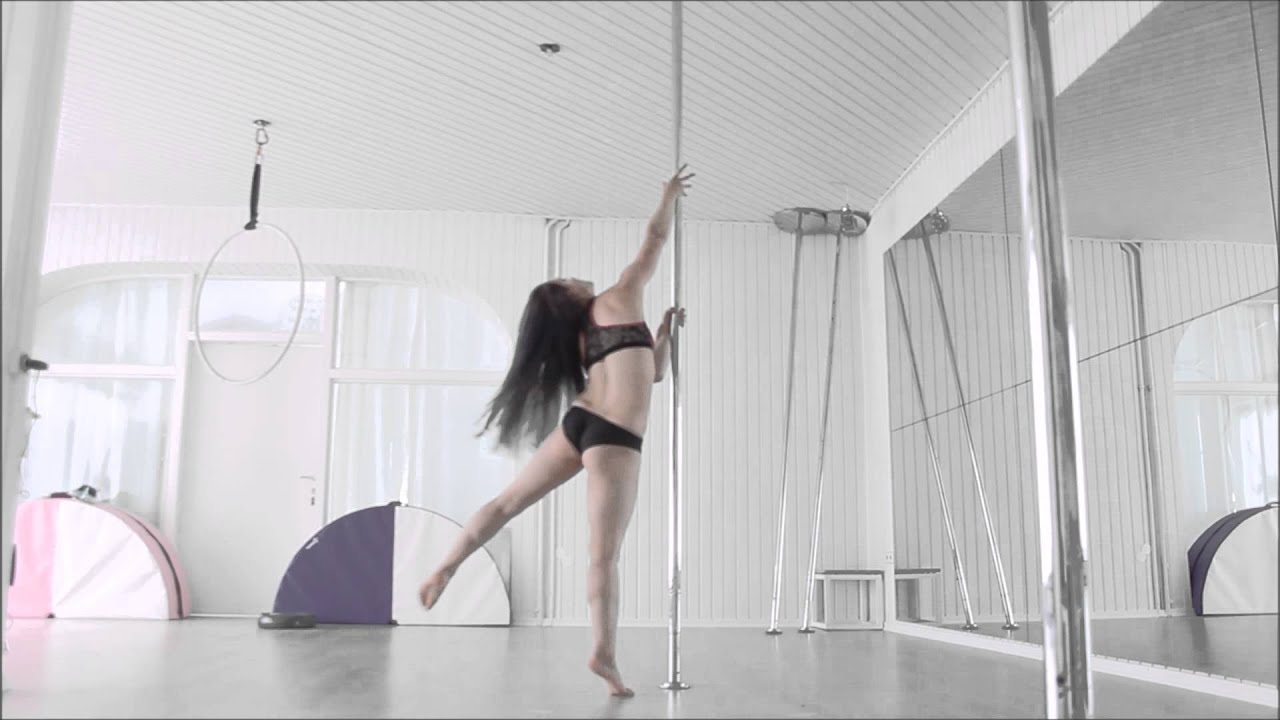 Polemotions: Dance Class Spinning