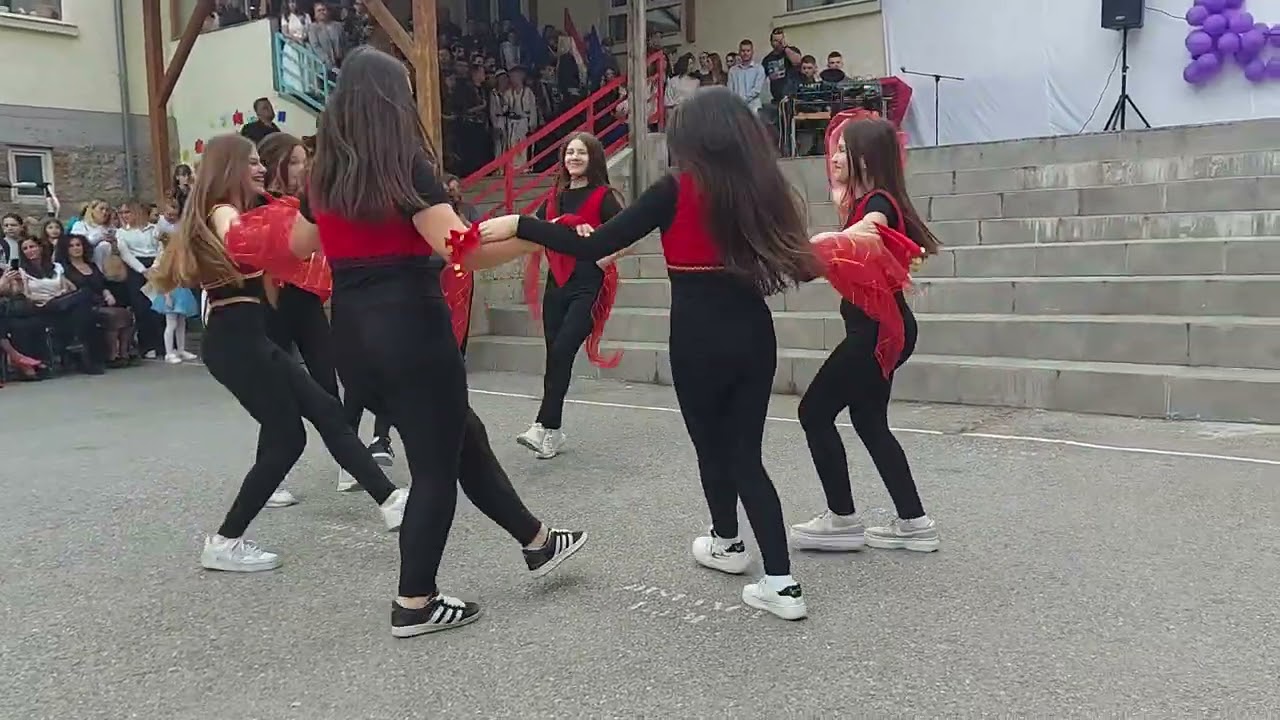 Urime 10 Maji 2025 dita e shkollës 