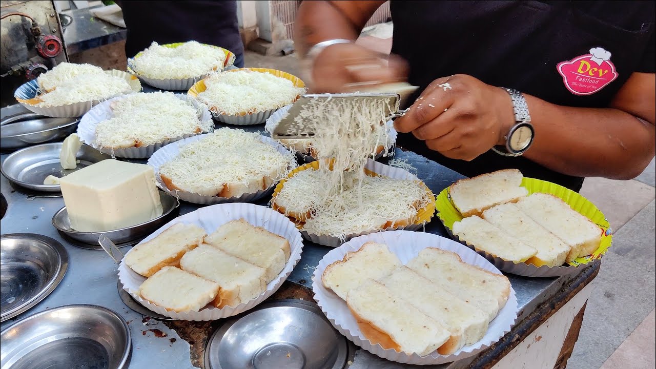 Indian Style Desi Garlic Bread in Rajkot | Indian Street Food