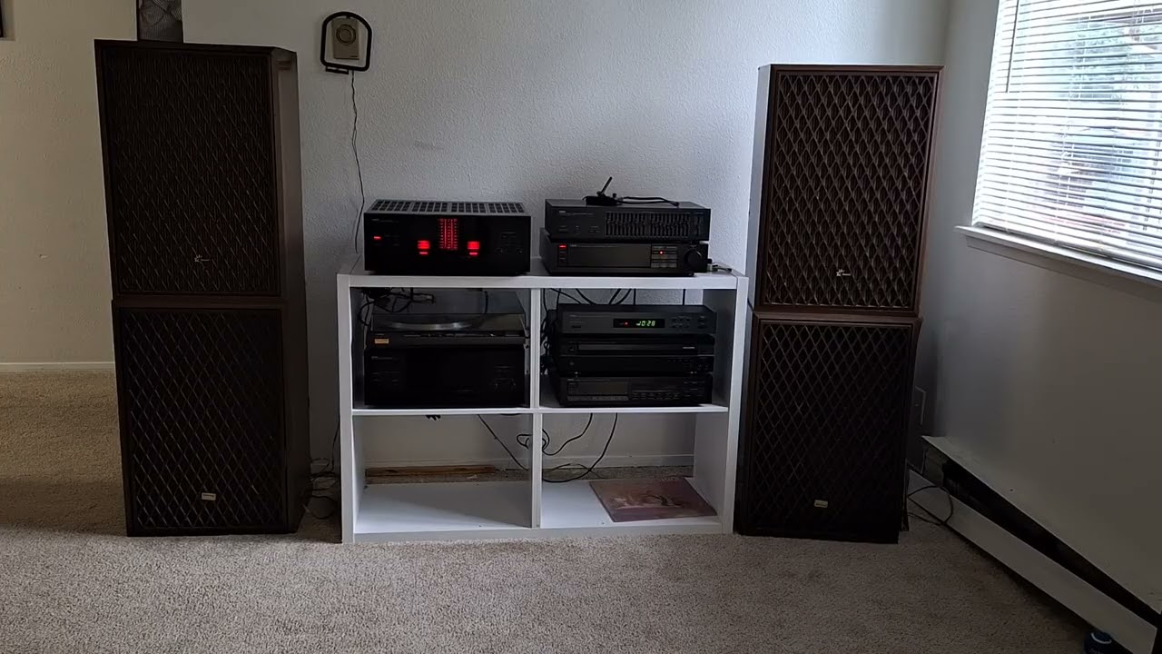 Yamaha M60 amplifier Yamaha c80 preamp Sansui sp5500x  Sansui Spx8000 Bluetooth signal and Spotify .