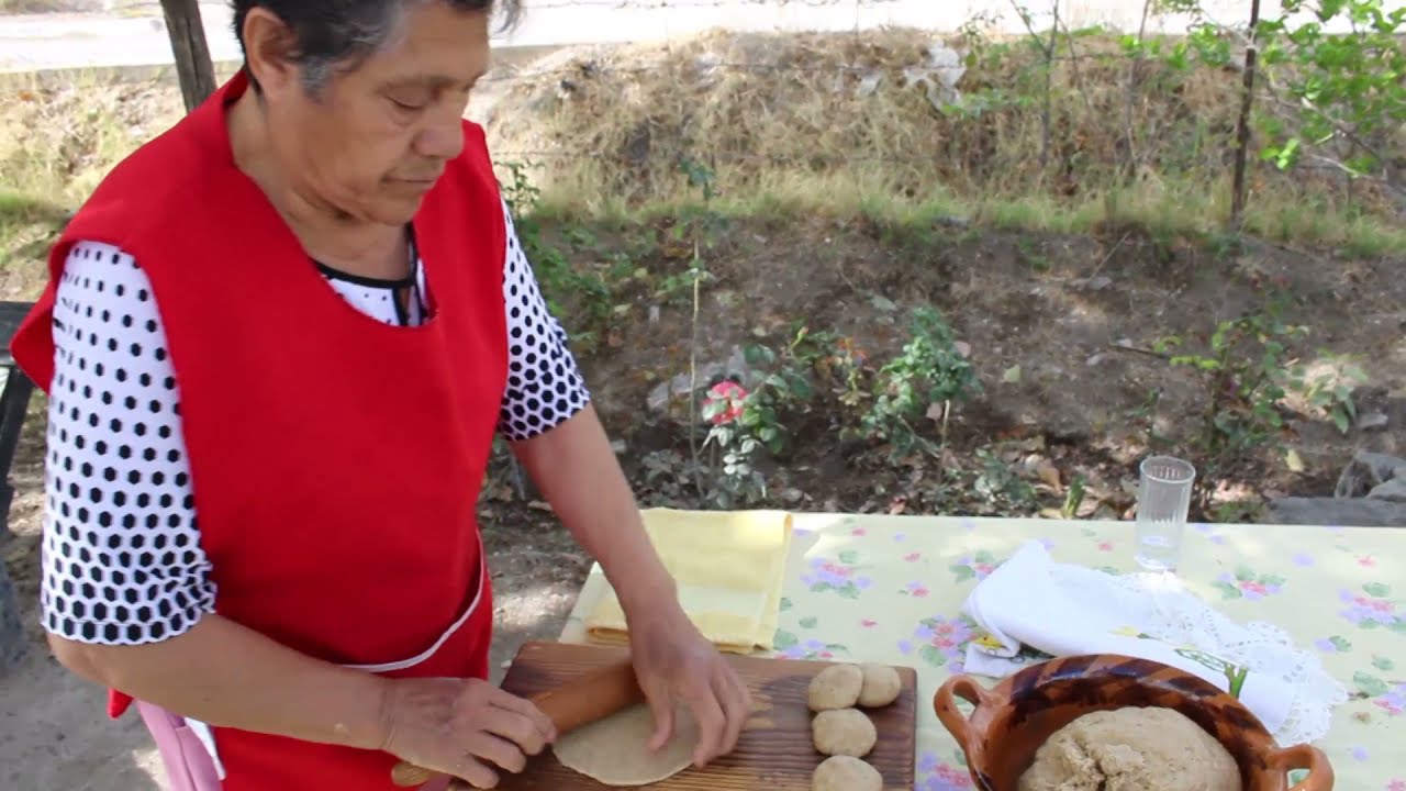 APRENDE A PREPARAR LAS EMPANADAS DE NUEZ CON PILONCILLO MÁS DELICIOSAS (Parras de la Fuente)