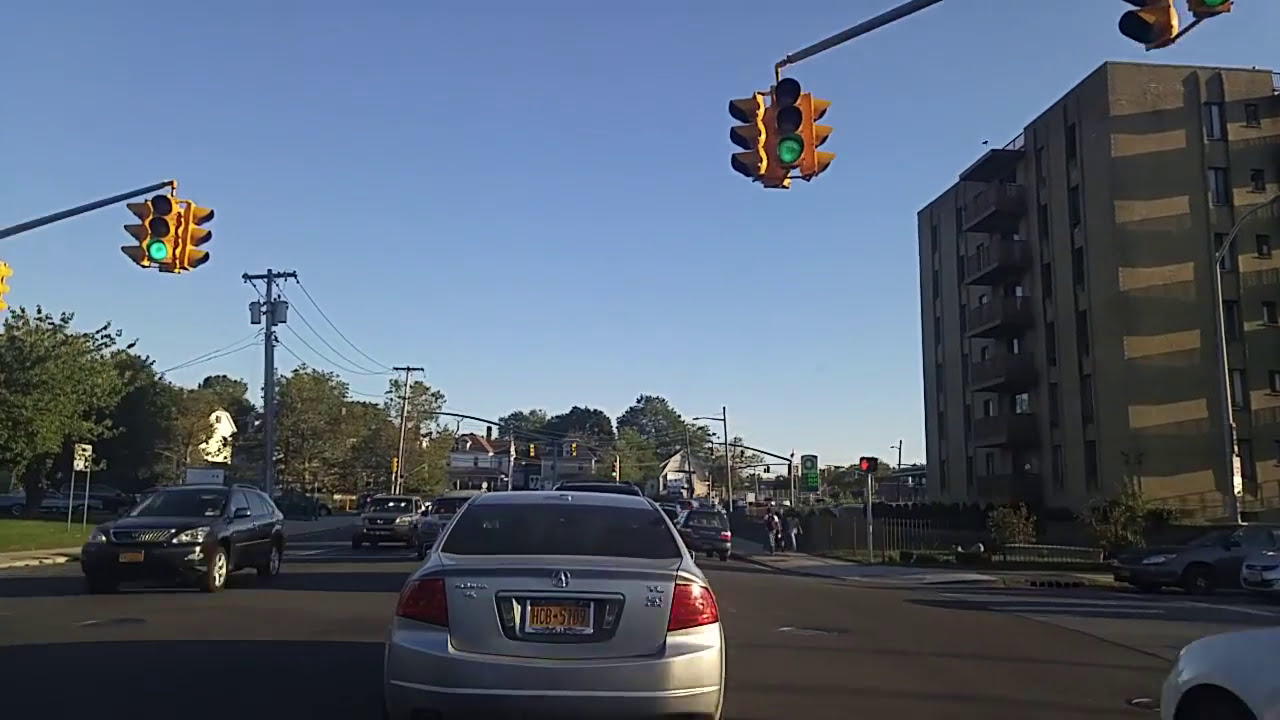 Driving from Garden City to Hempstead in Nassau,New York