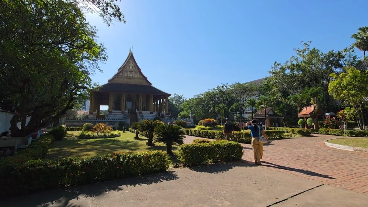 #travel #laos #Vientiane #ພາເລາະຫໍພະແກ້ວ 