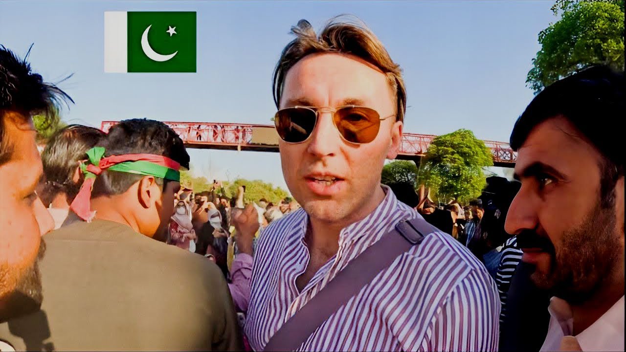 Вот как ко мне относятся протестующие PTI в Пакистане 🇵🇰 (арест Имрана Хана)