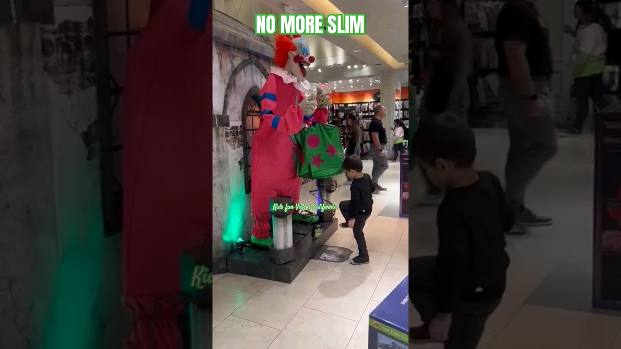 R.I.P. SLIM Animatronic at Spirit Halloween 2023 🎃 #shorts #spirithalloween2023
