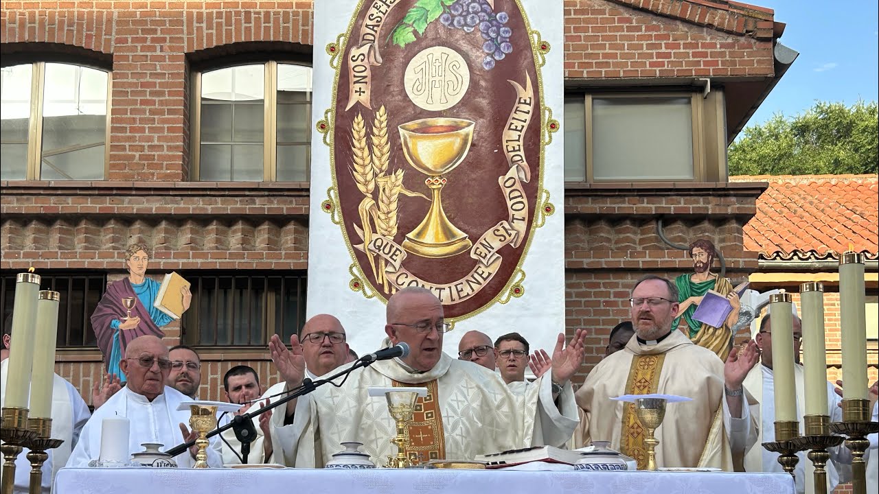 Misa día del Corpus 2025 preside D. José María Avendaño, obispo auxiliar de la diócesis de Getafe