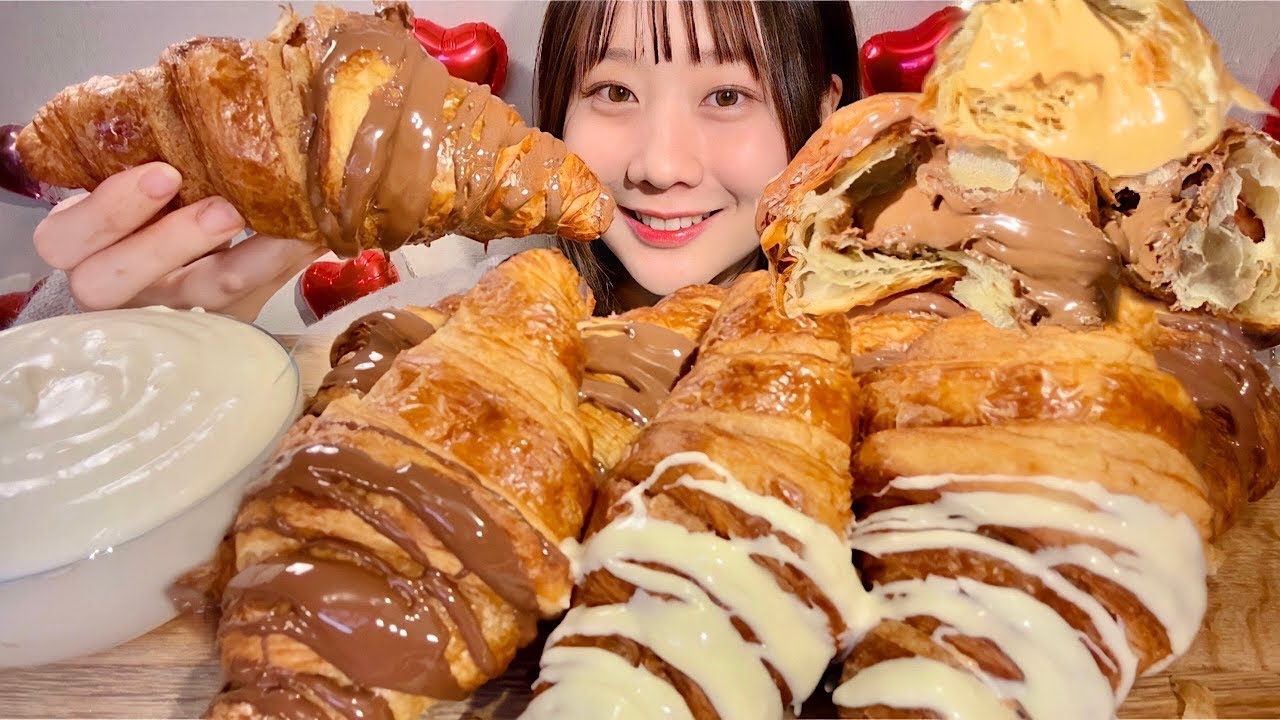 ASMR шоколадный круассан круассан с арахисовым маслом【русские субтитры】【Mukbang/ Eating Sounds】