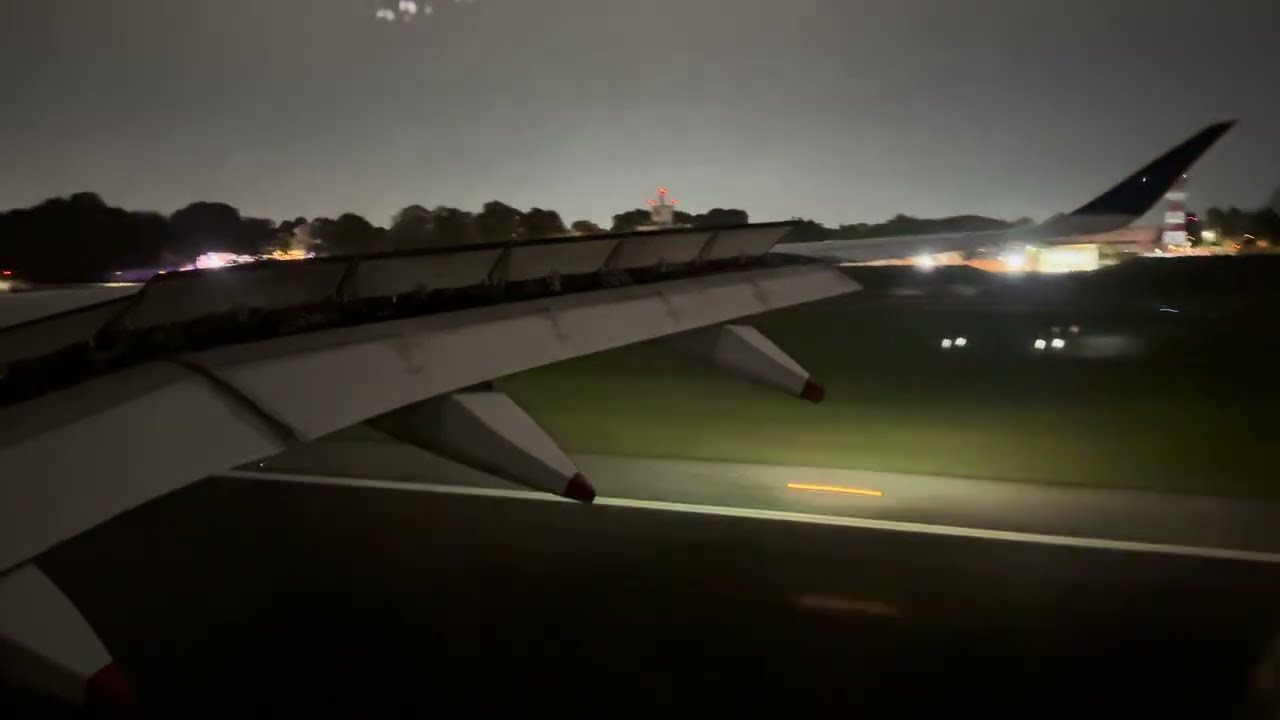 [4K Firm Touchdown] Singapore Airlines A350 Landing in SIN 