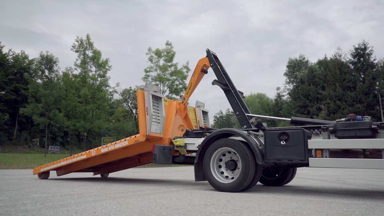 PALFINGER Service - C700 Abrollkipper City -  Container abrollen (DE)