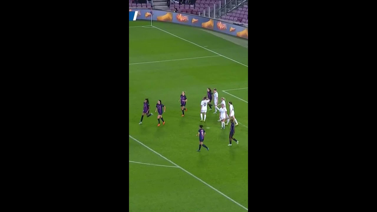 Mapi Leon's Free Kicks = 💯 #shorts