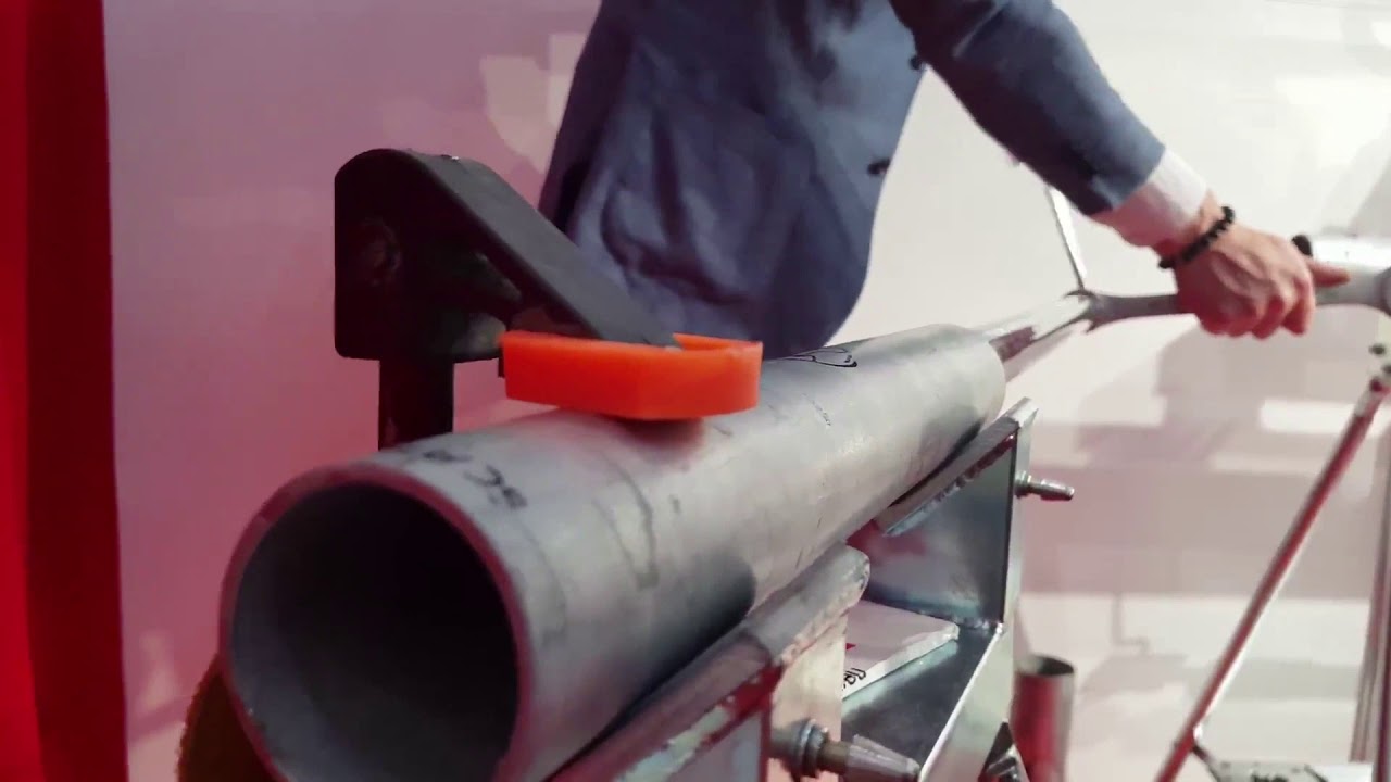 PropFIX - formwork prop fixing tool - scaffold tube 48.3mm repair