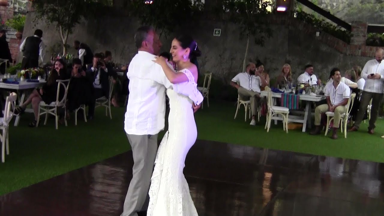 Vals Alejandra | DJ Services