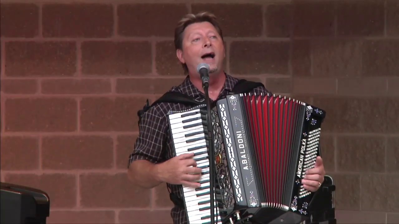 Steve Meisner band - Nixon Park, Hartland WI 2017