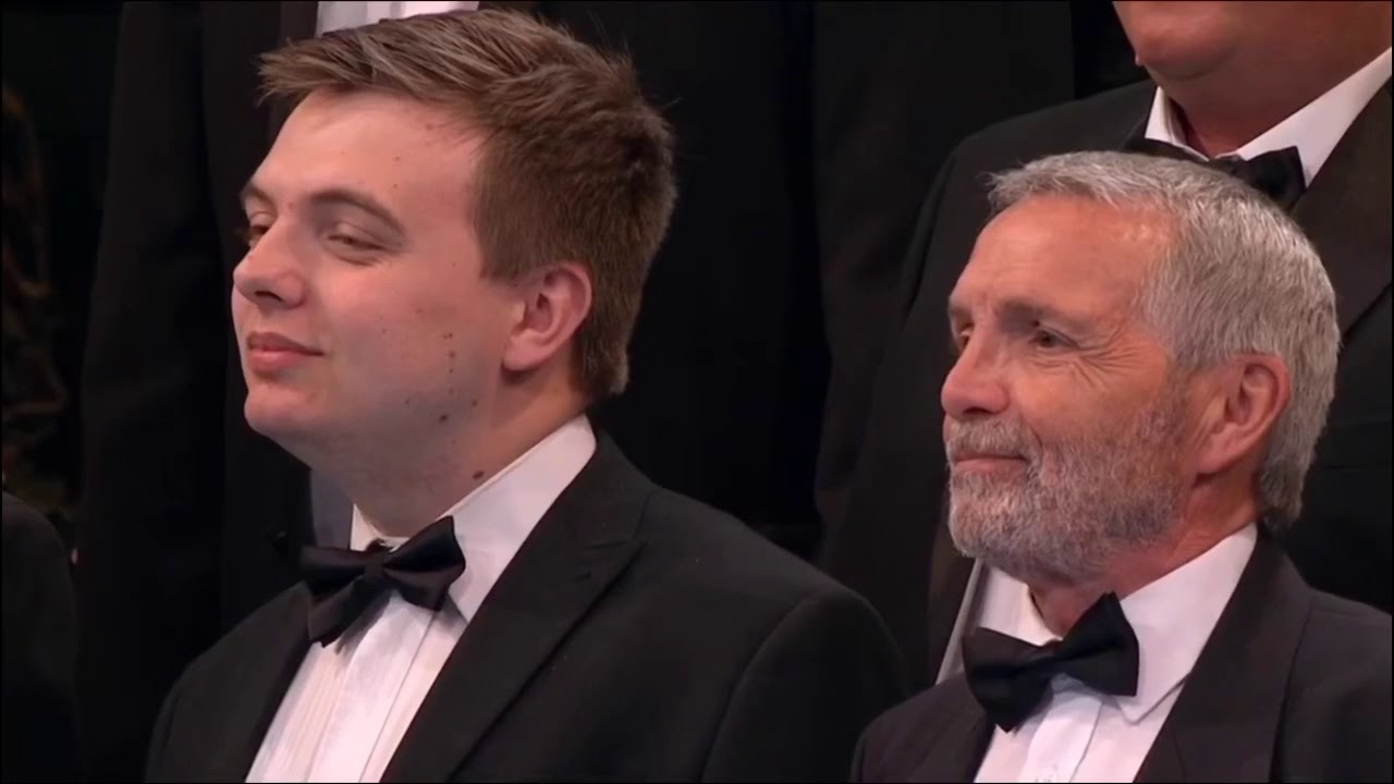 Johns' Boys' Choir of the World Performance - Llangollen 2019