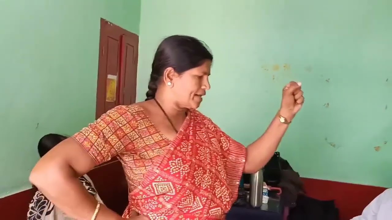(ಮಳವಳ್ಳಿಯ ಮಹಿಳಾ ಕಲಾವಿದೆಯಾದ ಮಹದೇವಮ್ಮ ರವರಿಂದ ರಂಗಗೀತೆ @jagadish6643)