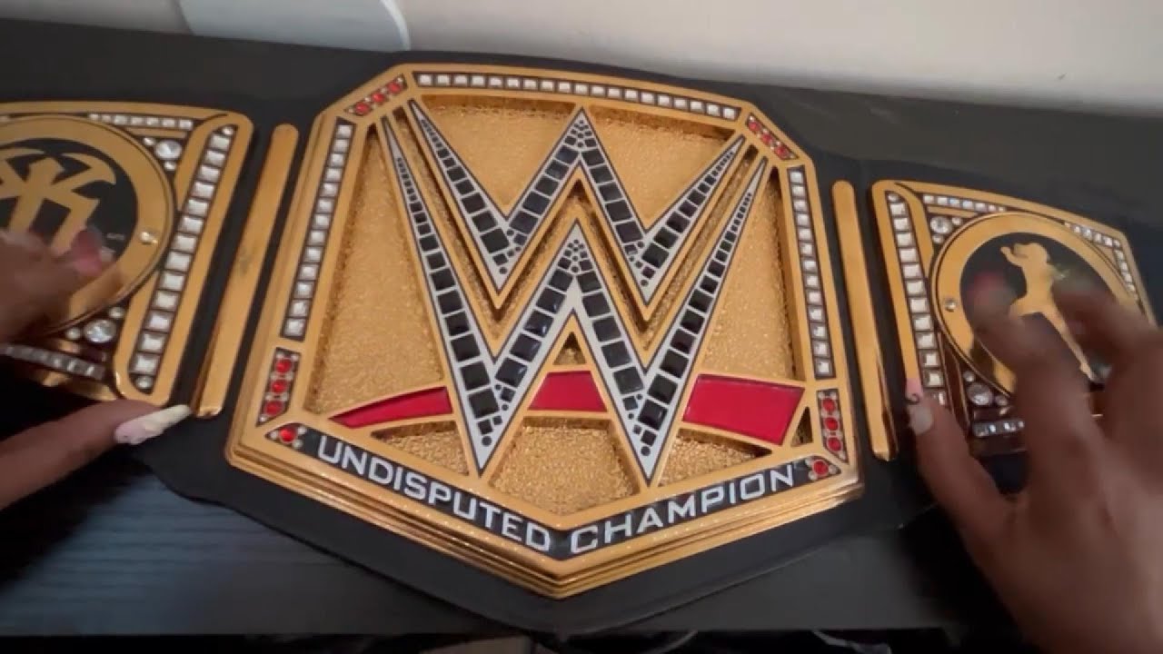 ASMR with my son's WWE Undisputed Champion Belt #asmr #satisfyingasmr #asmrtapping