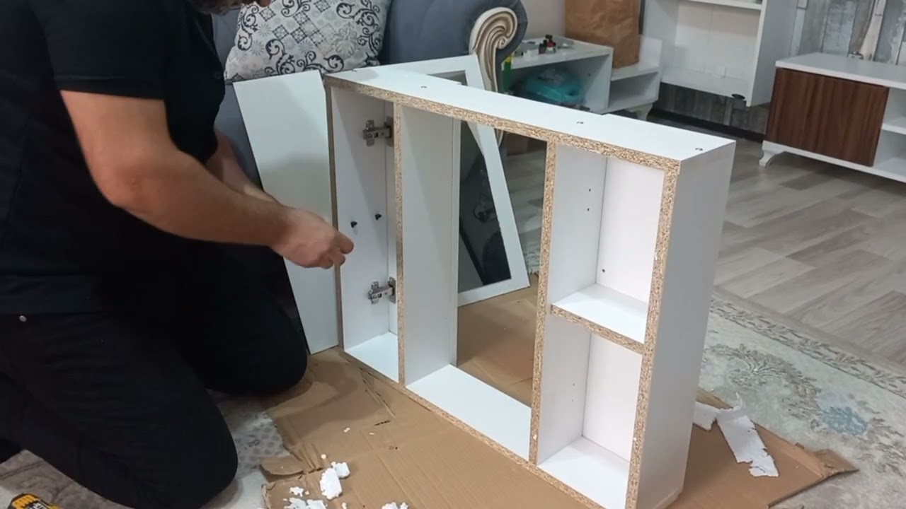 A101den aldığımız Aynalı lavabo dolabı montajı
