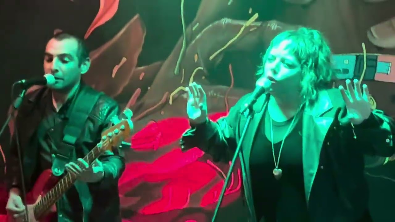 Grávida - ‘Flotando en el vacío’ @ Mal Bestia, La Ligua.
