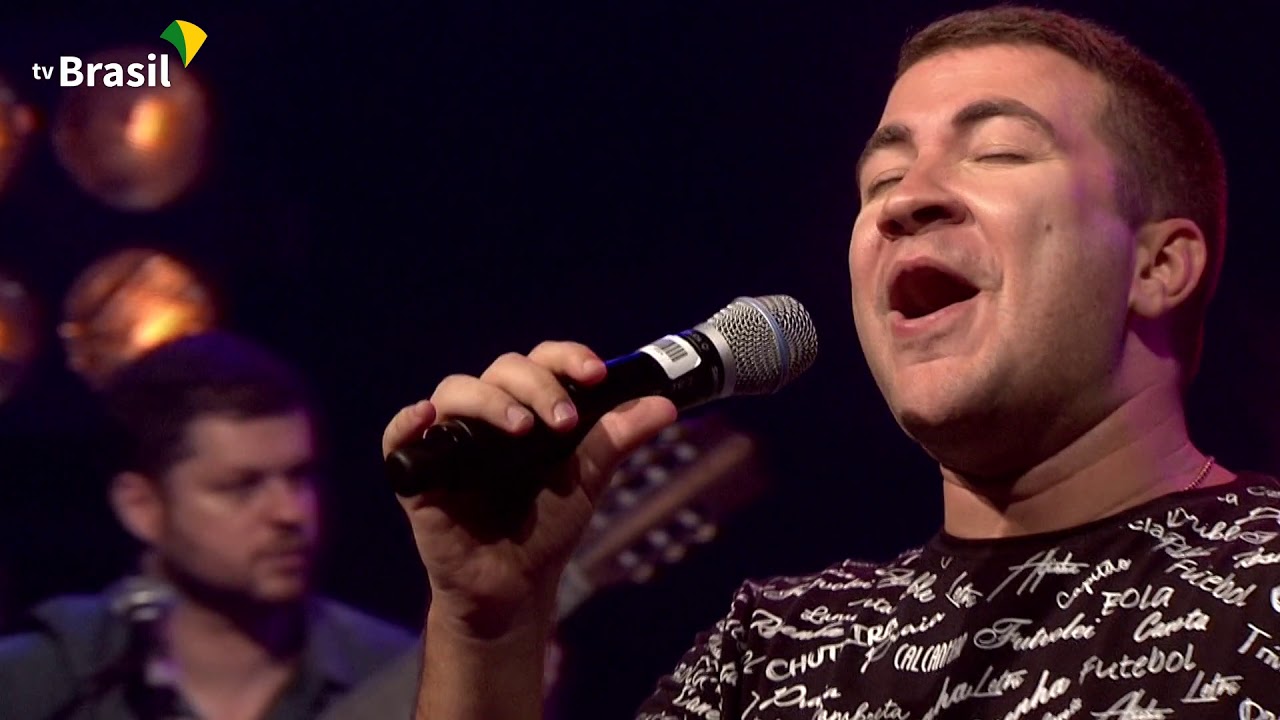 Samba de qualidade é com Leo Russo no Todas as Bossas