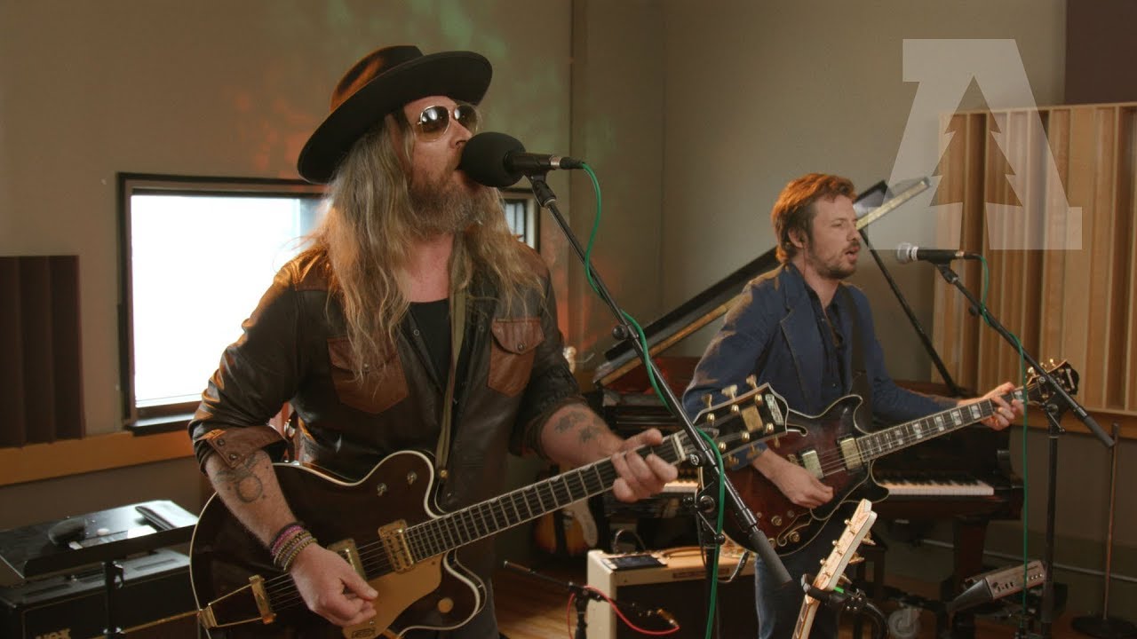 Israel Nash - Rolling On | Audiotree Live