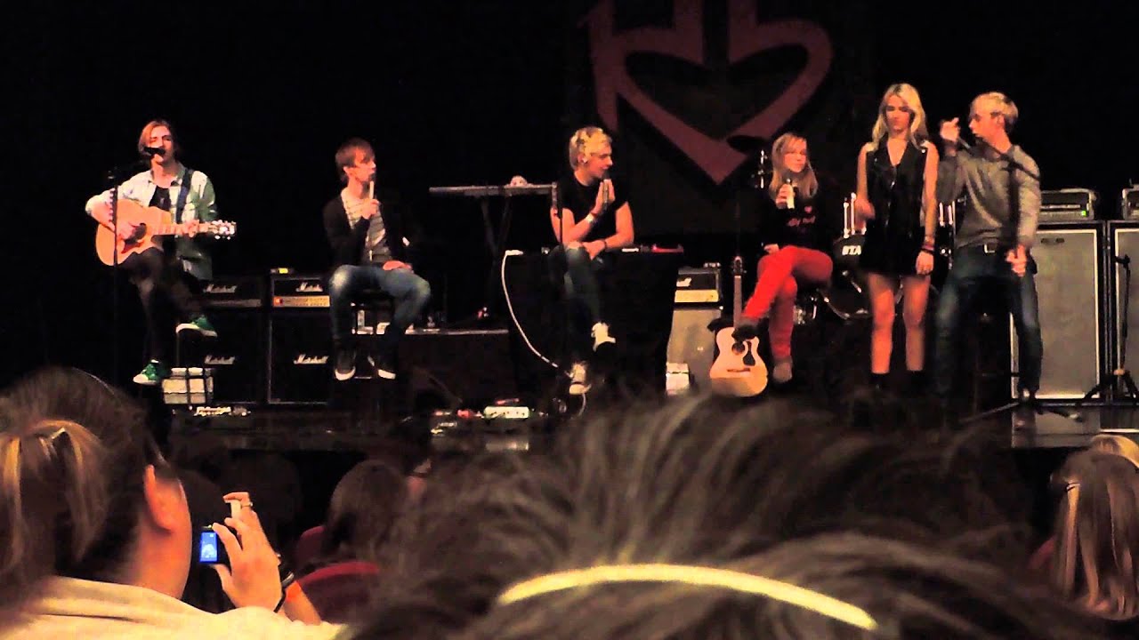 R5 Q&A  and soundcheck Mashup treasure/get lucky 19/02/14