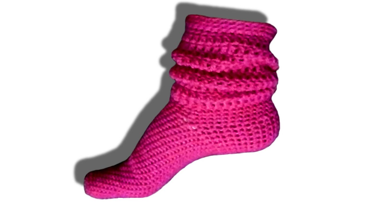 How to crochet socks / slippers tutorial - &copy; Woolpedia