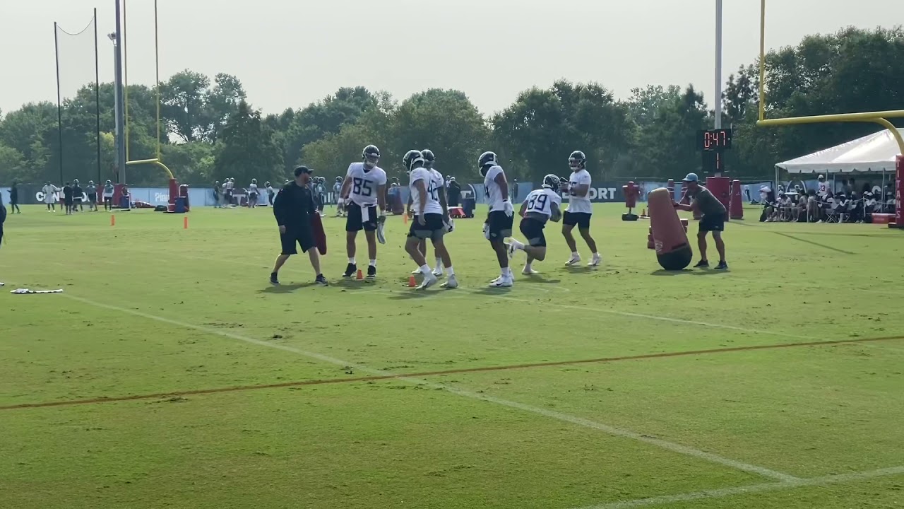 Titans receivers & defensive backs go one-on-one at training camp