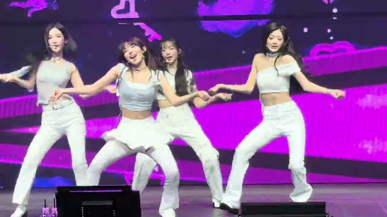 트리플에스 triples alpha percent seoul 20251011 알피 서울콘 love2love 무대
