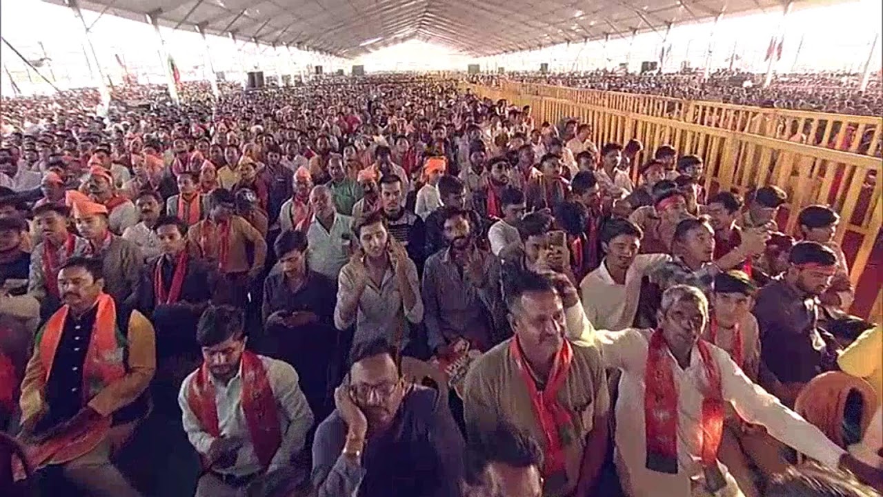 LIVE: PM Modi addresses public meeting at Barwani, Madhya Pradesh