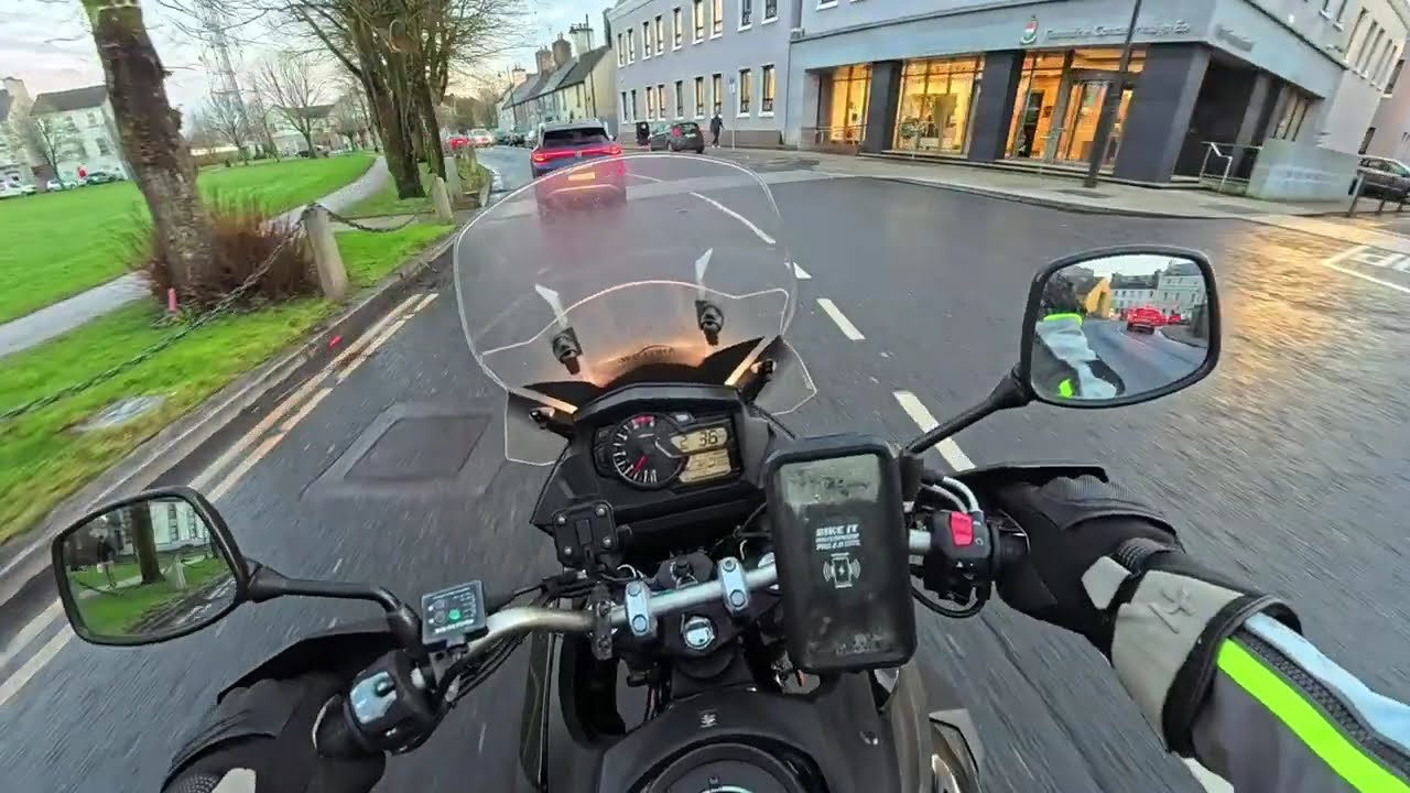 Suzuki Vstrom 650 XT POV PURE SOUND