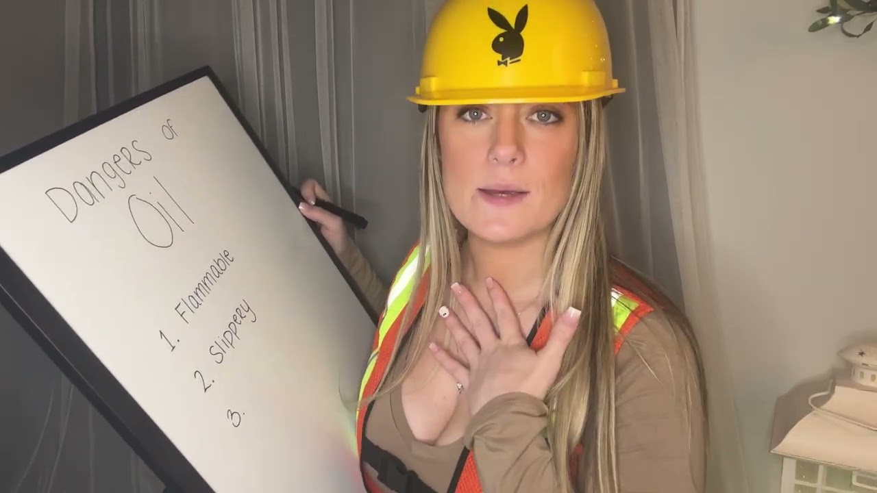 Construction Supervisor gives you ASMR |Shirt scratching