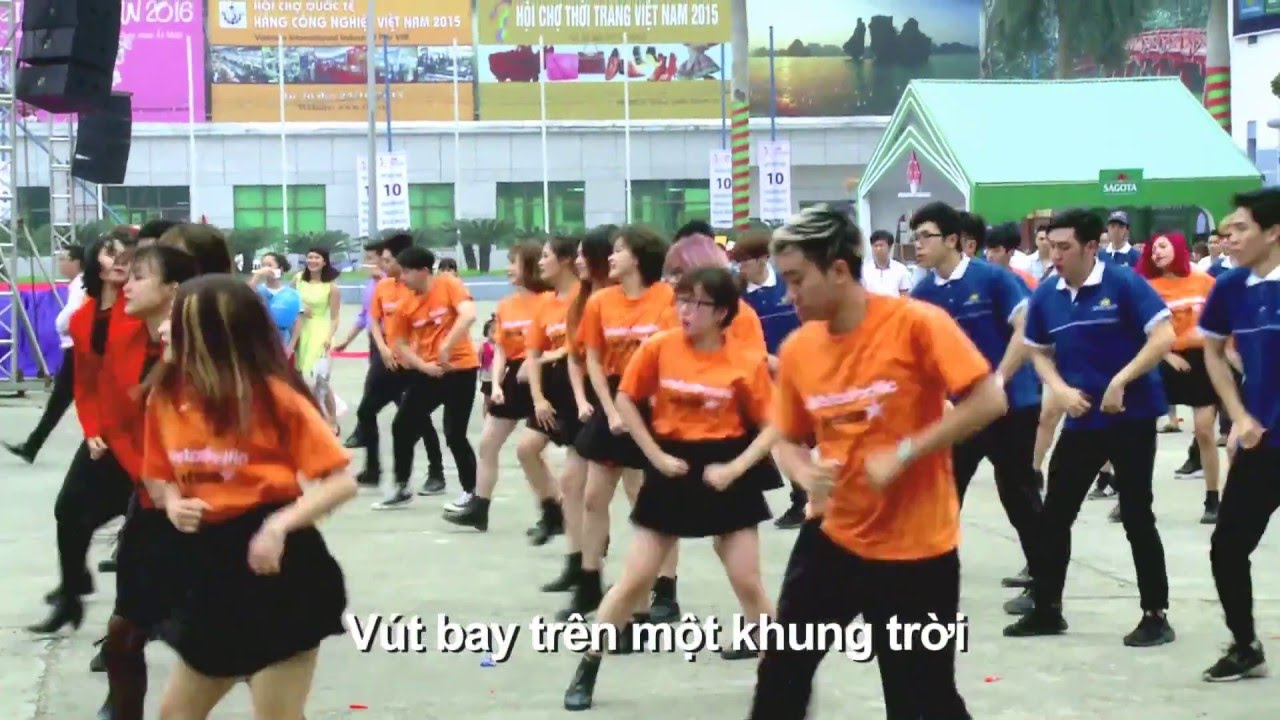 VIETNAM AIRLINES & JESTAR PACIFIC - HÒA NHỊP FLASHMOB, 
