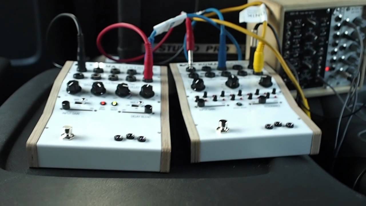 Koma Electronik: Boutique effects, demoed in a van (pt 2)