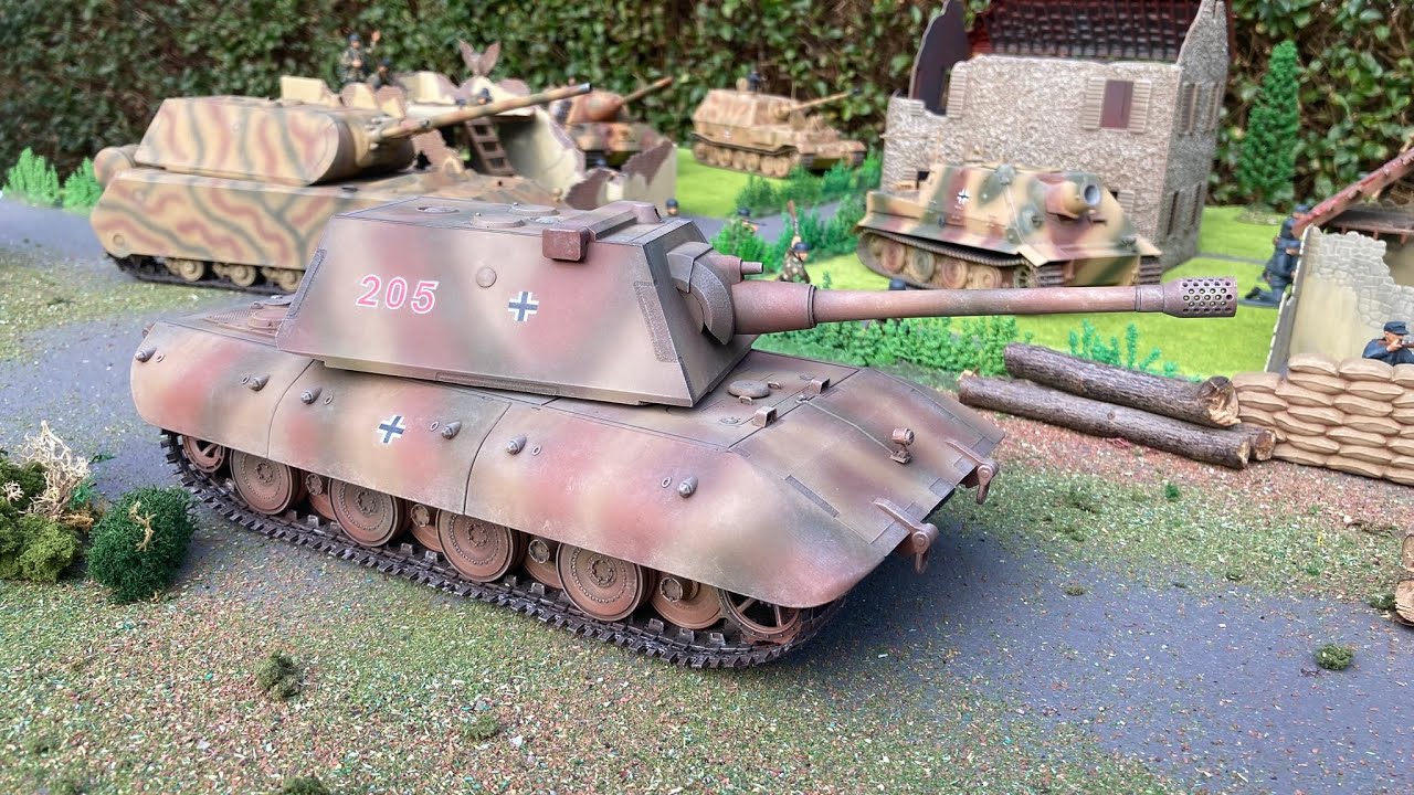 1/35 E100 и Maus. Сверхтяжелые танки времен Второй мировой войны.