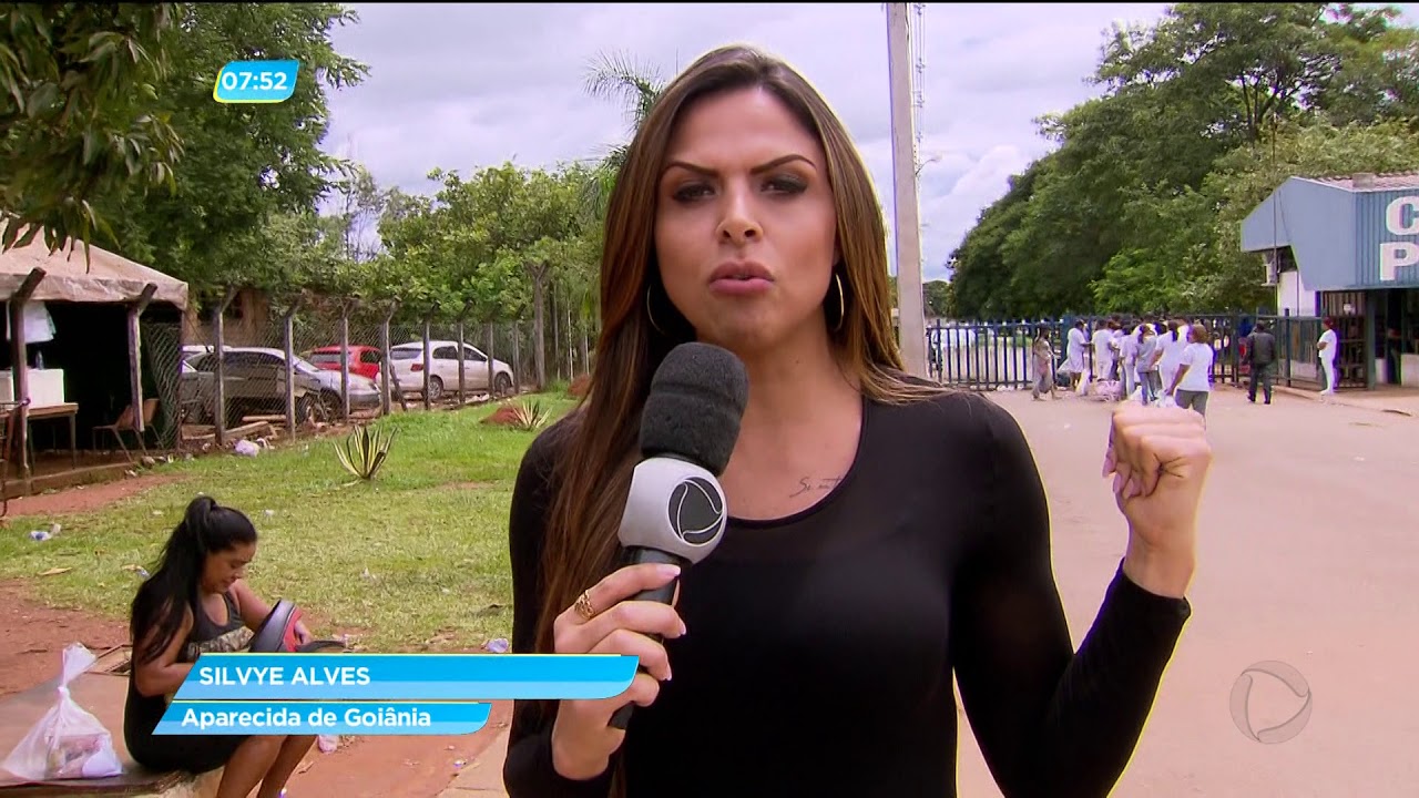 GA - Familiares visitam presos após rebelião - 08-01-2018