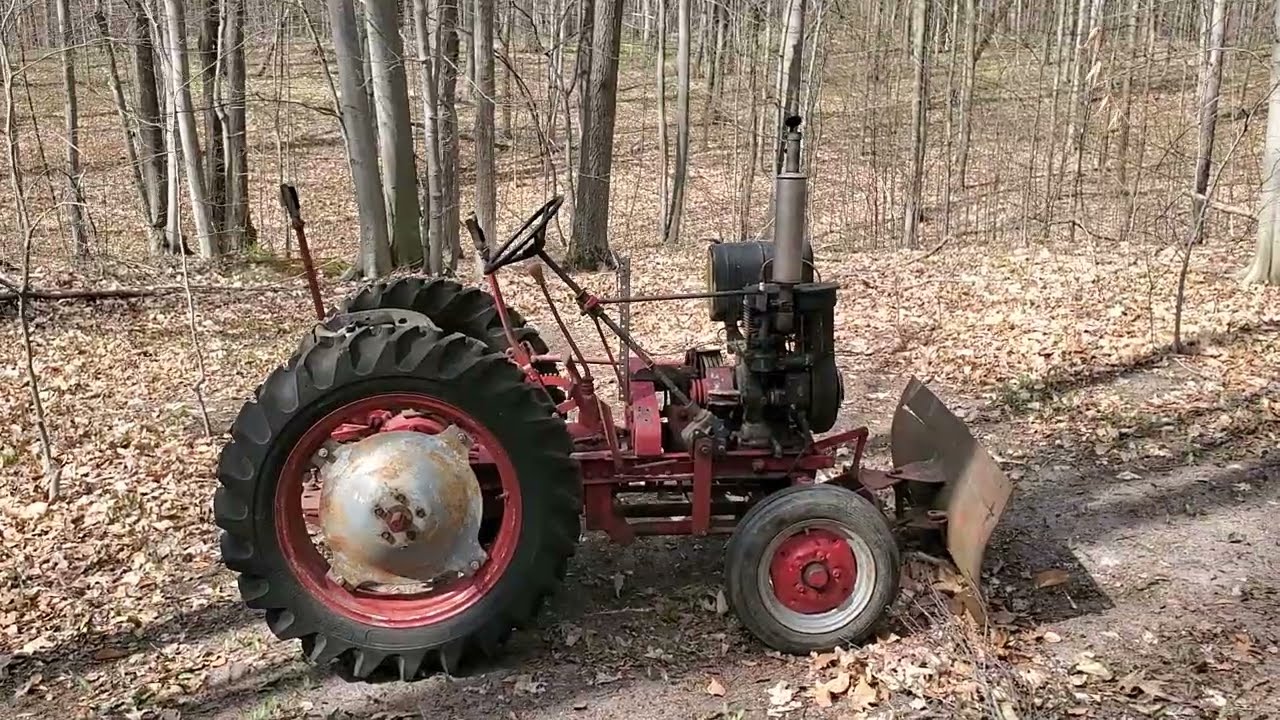 1947 Gibson Model D tractor drive.
