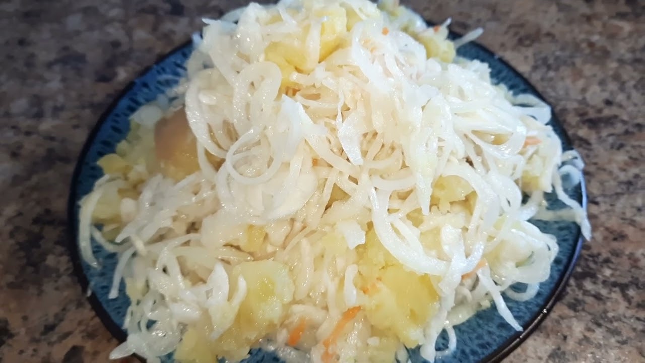 Салат из простых ингредиентов. Рецепт скоро на @mama_ella 